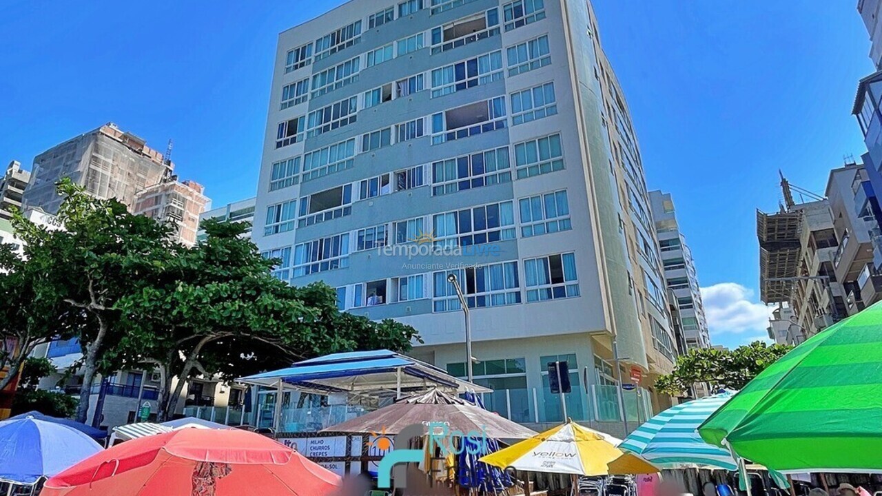 Apartamento para aluguel de temporada em Itapema (Meia Praia Frente Mar)