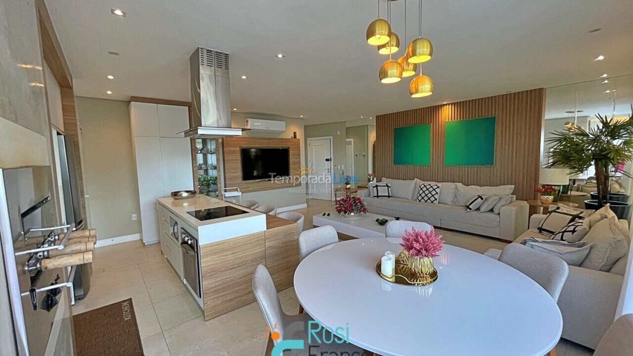 Apartment for vacation rental in Itapema (Meia Praia)