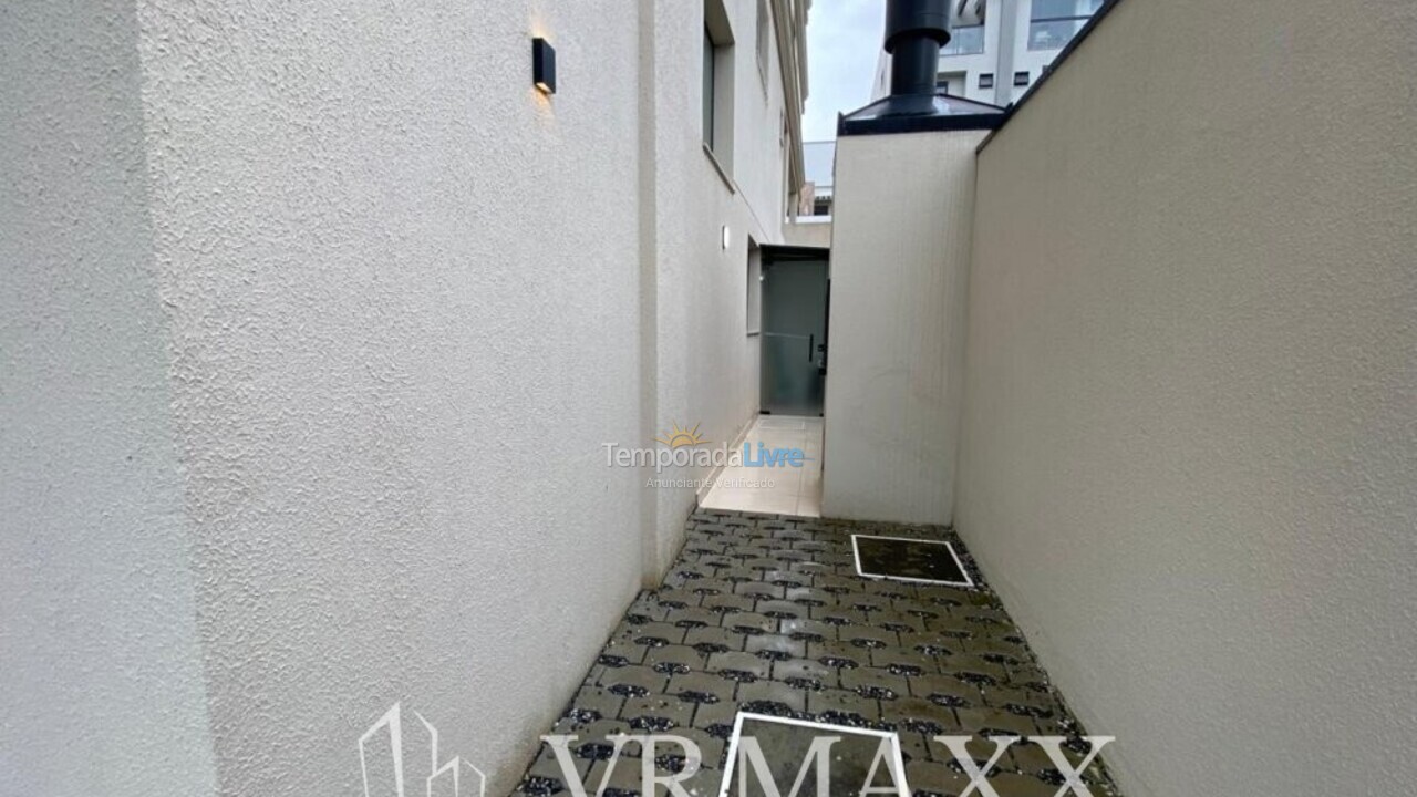 Apartment for vacation rental in Bombinhas (Canto Grande)