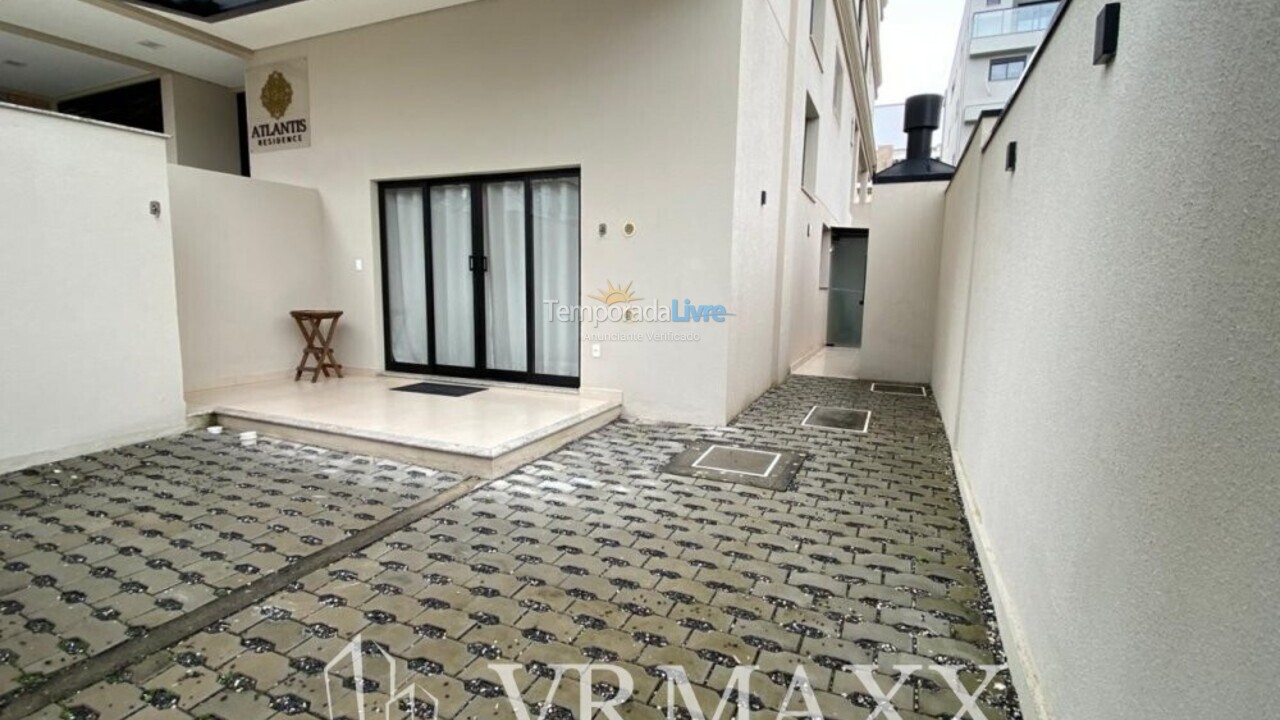 Apartment for vacation rental in Bombinhas (Canto Grande)