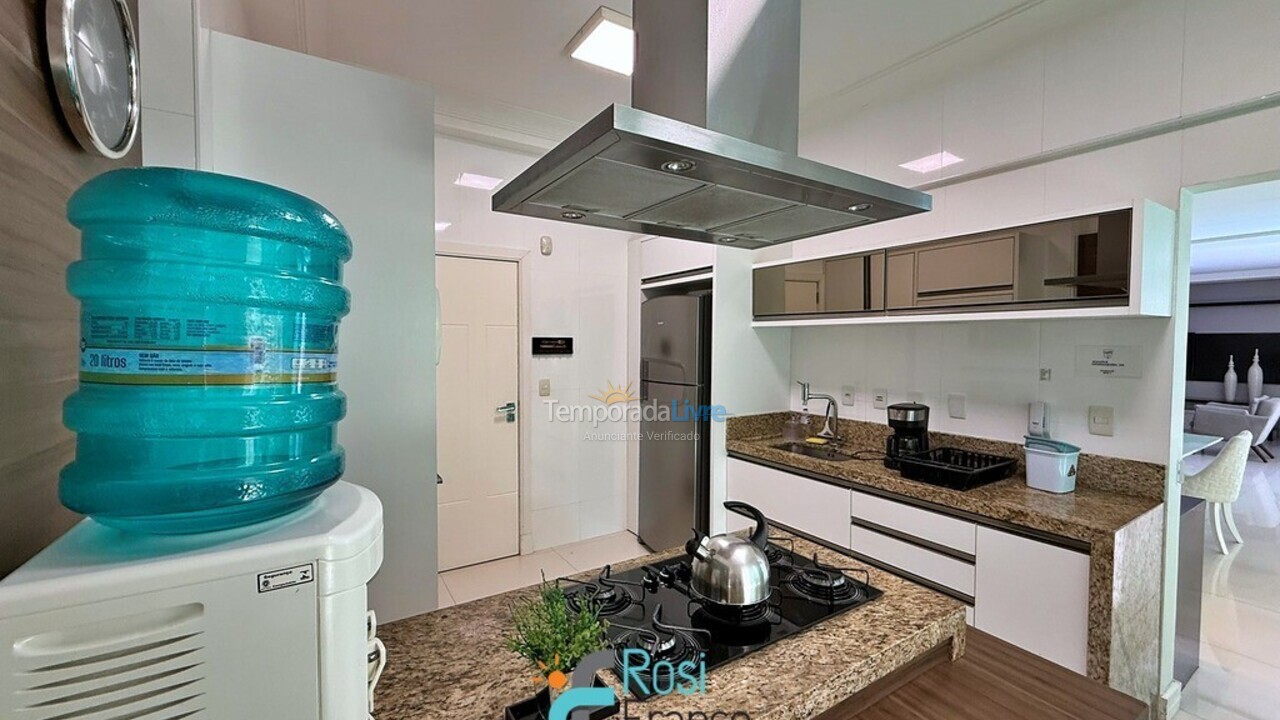 Apartment for vacation rental in Itapema (Meia Praia)