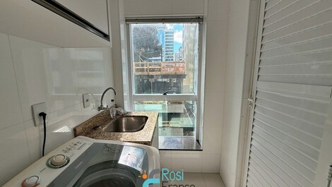 5 suite apartment with sea view, Meia Praia, SC.