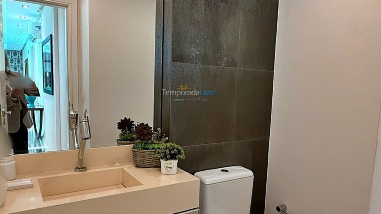 Apartment for vacation rental in Itapema (Meia Praia)