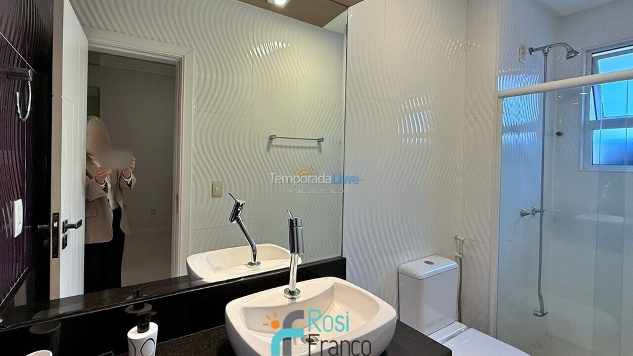 Apartment for vacation rental in Itapema (Meia Praia)