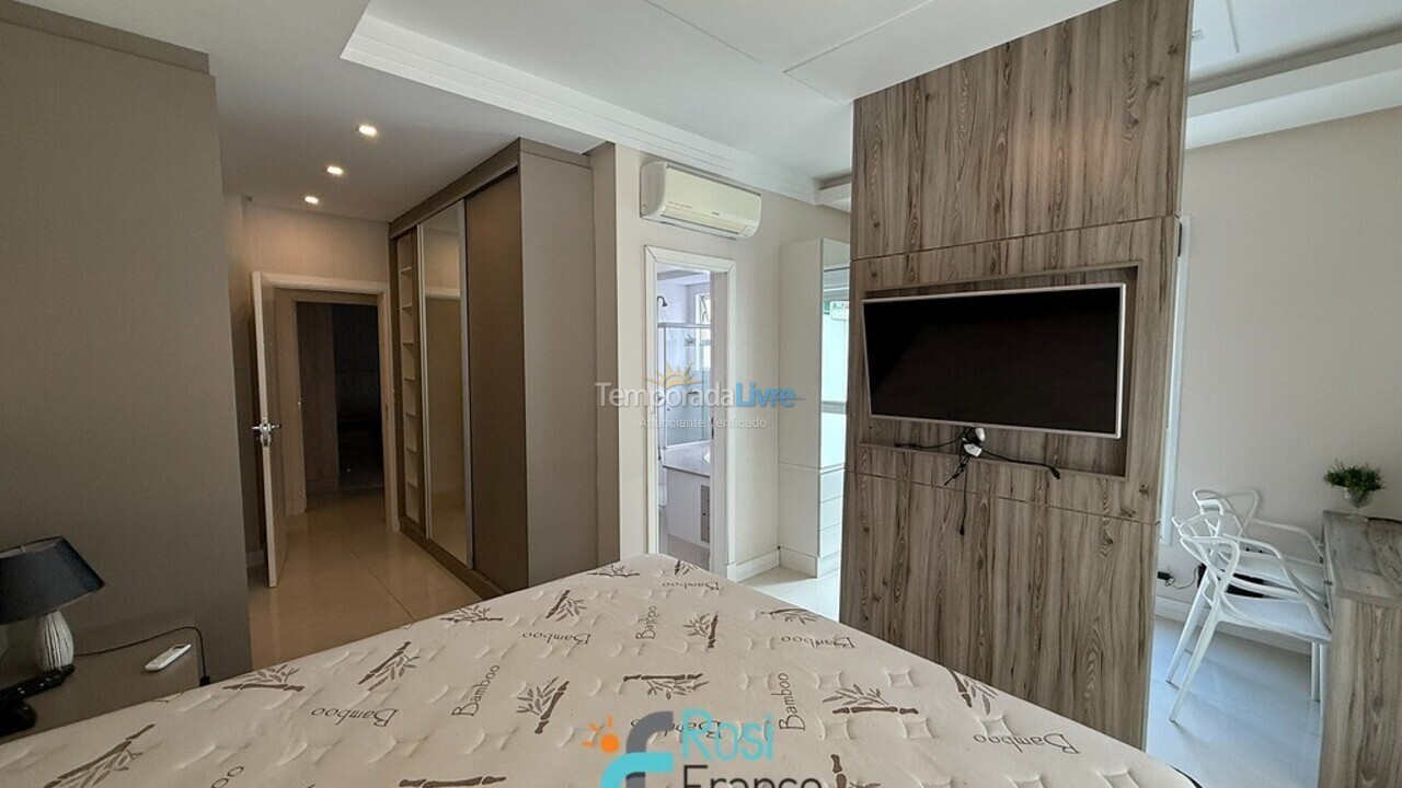 Apartment for vacation rental in Itapema (Meia Praia)