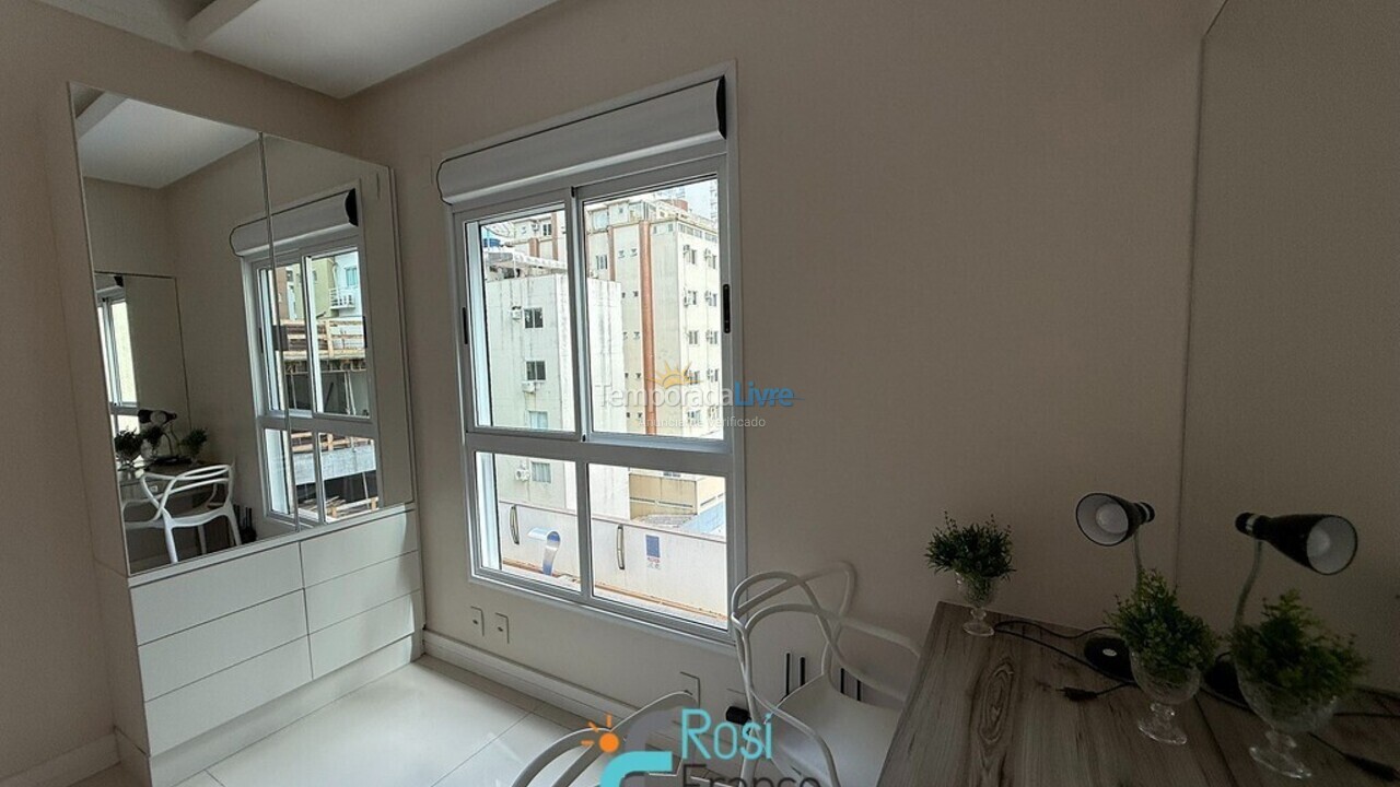 Apartment for vacation rental in Itapema (Meia Praia)