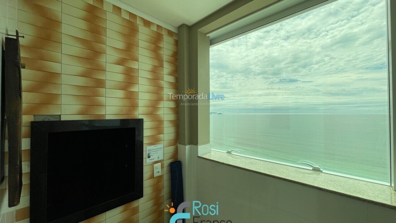 Apartamento para aluguel de temporada em Itapema (Meia Praia)