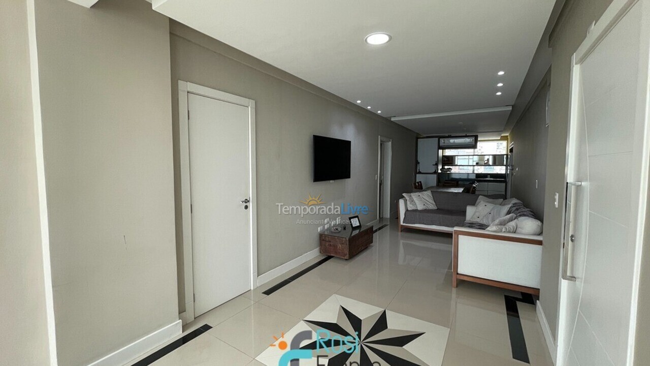 Apartamento para aluguel de temporada em Itapema (Meia Praia)