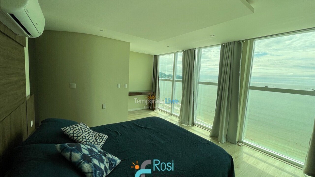 Apartamento para aluguel de temporada em Itapema (Meia Praia)