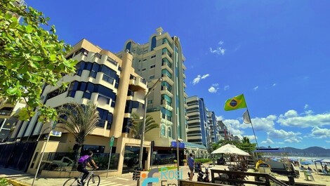 Apartamento de 3 dormitorios frente al mar en Meia Praia