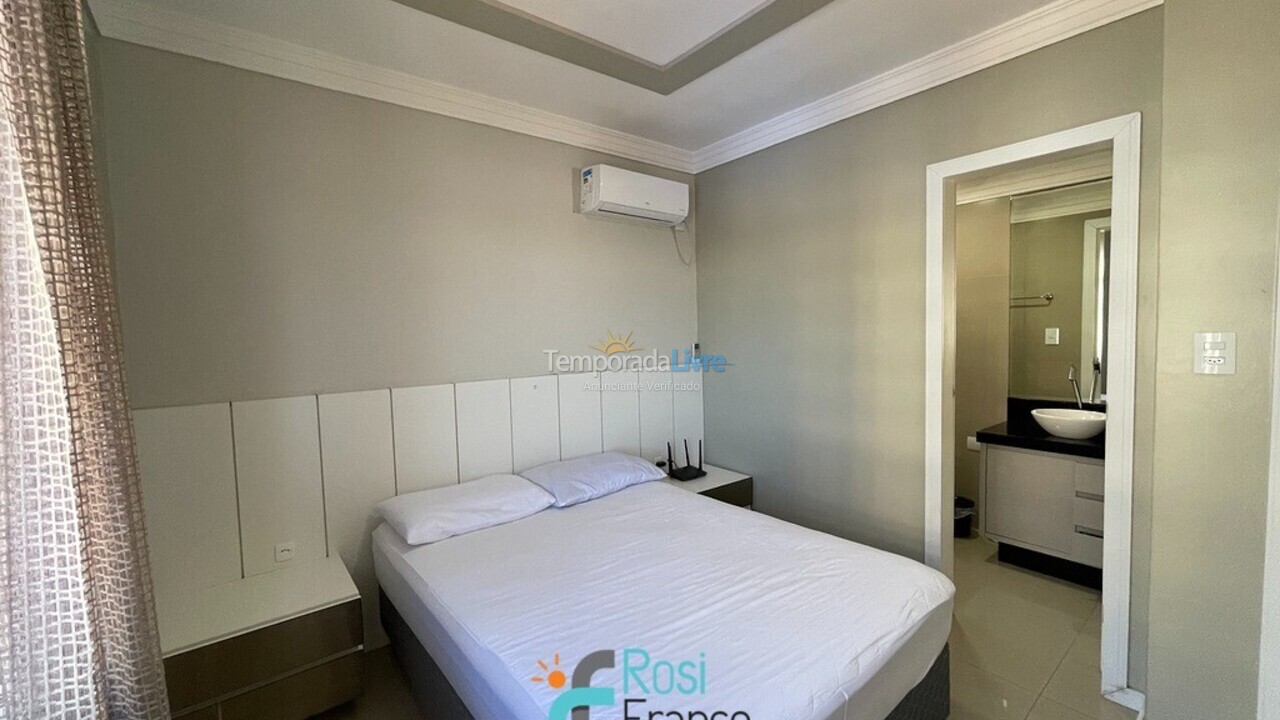 Apartamento para alquiler de vacaciones em Itapema (Meia Praia)