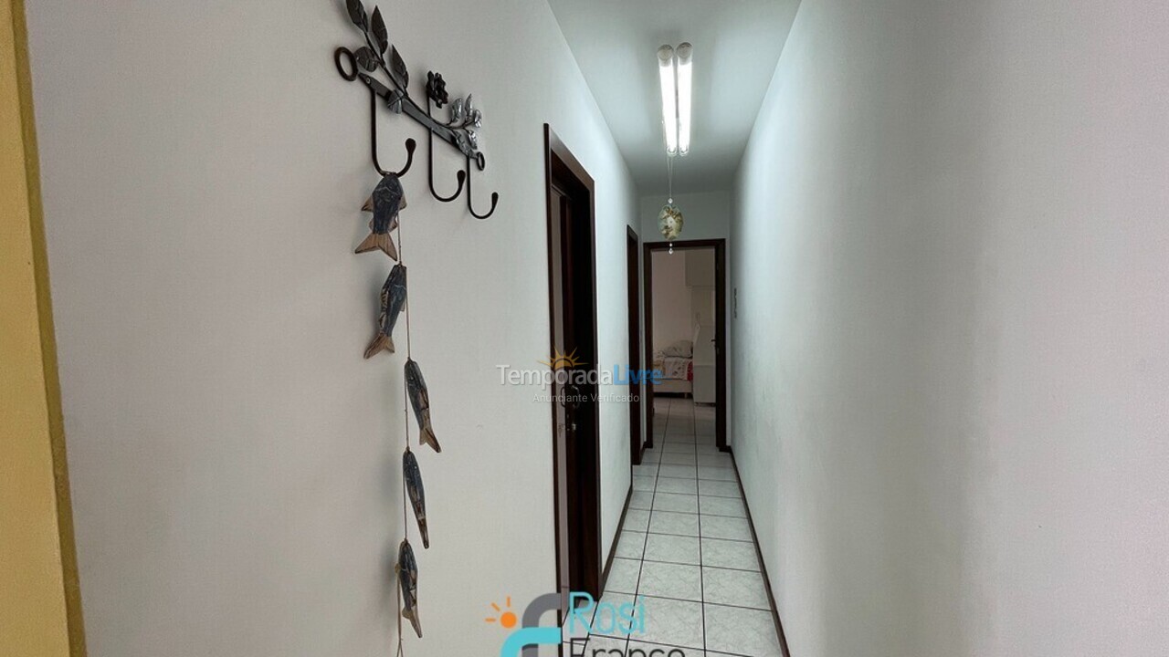 Apartamento para alquiler de vacaciones em Itapema (Meia Praia Frente Mar)