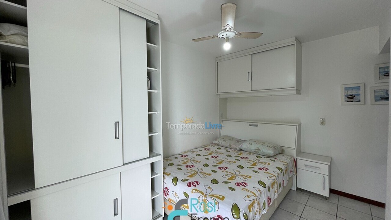 Apartamento para alquiler de vacaciones em Itapema (Meia Praia Frente Mar)