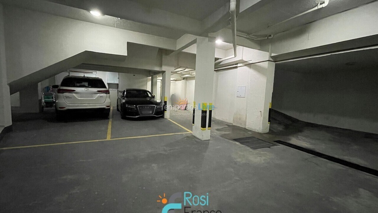 Apartment for vacation rental in Itapema (Meia Praia)