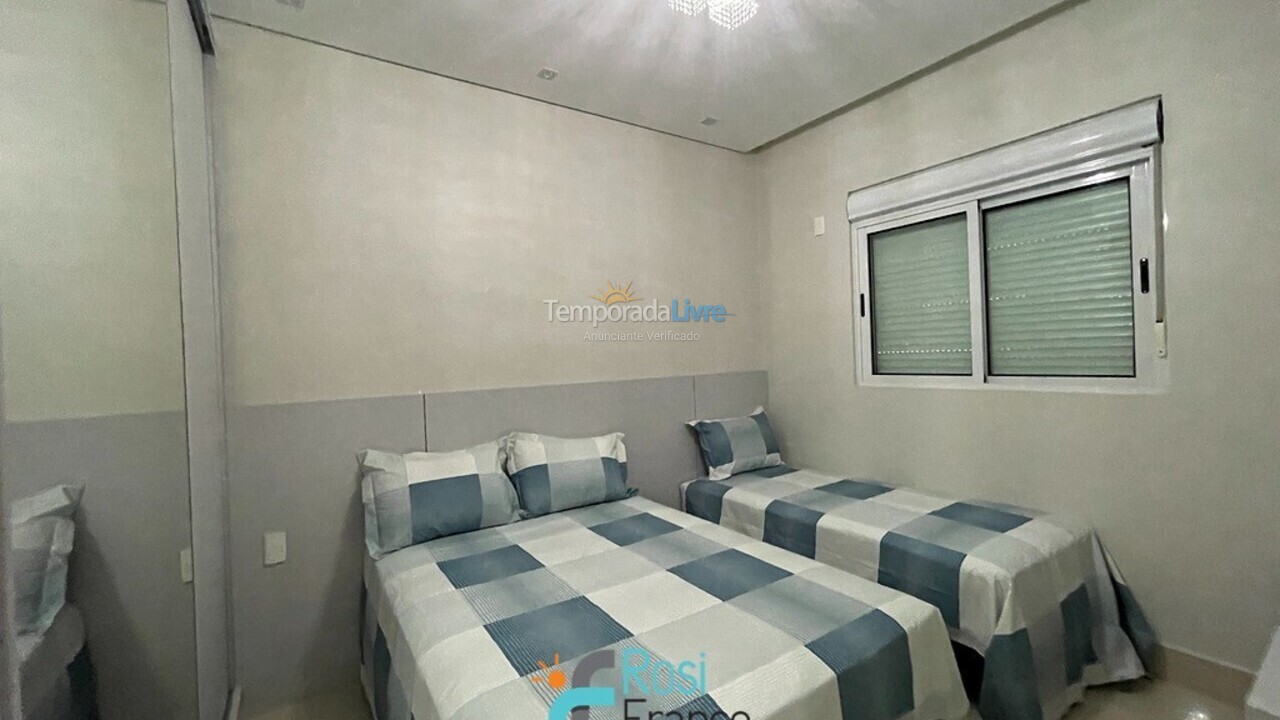 Apartment for vacation rental in Itapema (Meia Praia)