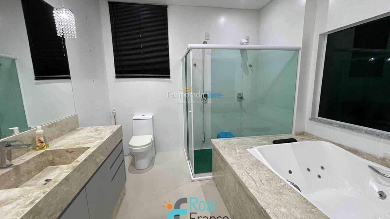 Apartment for vacation rental in Itapema (Meia Praia)