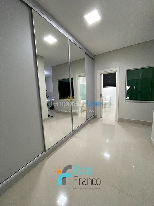 Apartment for vacation rental in Itapema (Meia Praia)