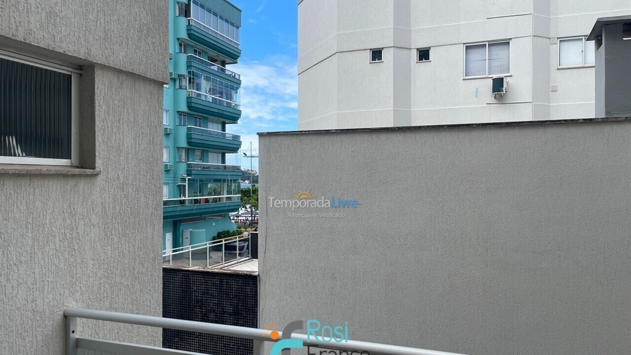 Apartment for vacation rental in Itapema (Centro)