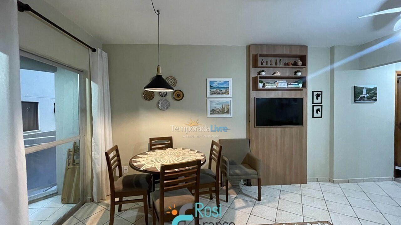 Apartment for vacation rental in Itapema (Centro)