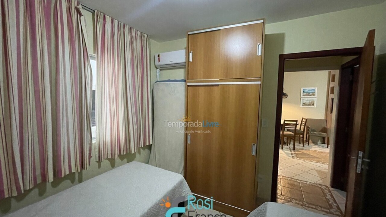 Apartment for vacation rental in Itapema (Centro)