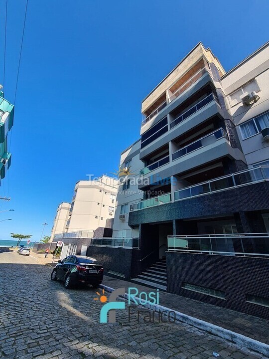 Apartment for vacation rental in Itapema (Centro)