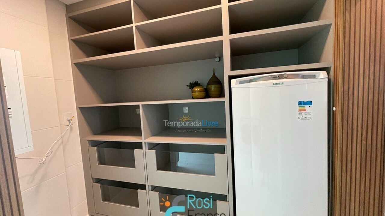 Apartment for vacation rental in Itapema (Centro)