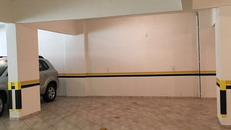 3-suite apartment on the beachfront in Meia Praia, SC