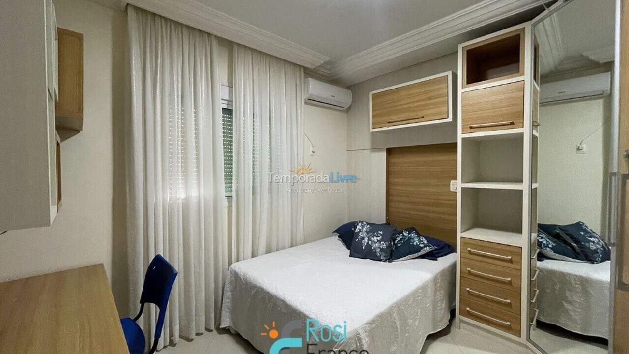 Apartment for vacation rental in Itapema (Centro)