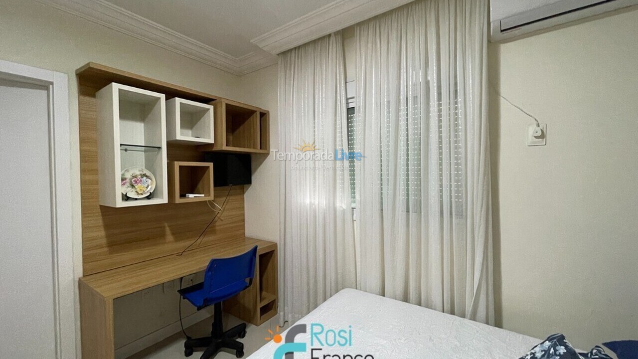 Apartment for vacation rental in Itapema (Centro)