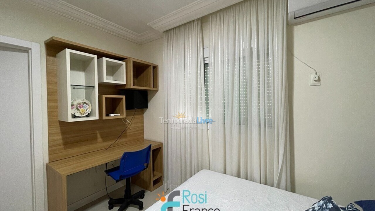 Apartment for vacation rental in Itapema (Centro)