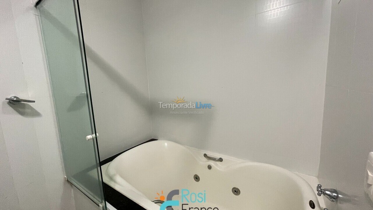 Apartment for vacation rental in Itapema (Centro)