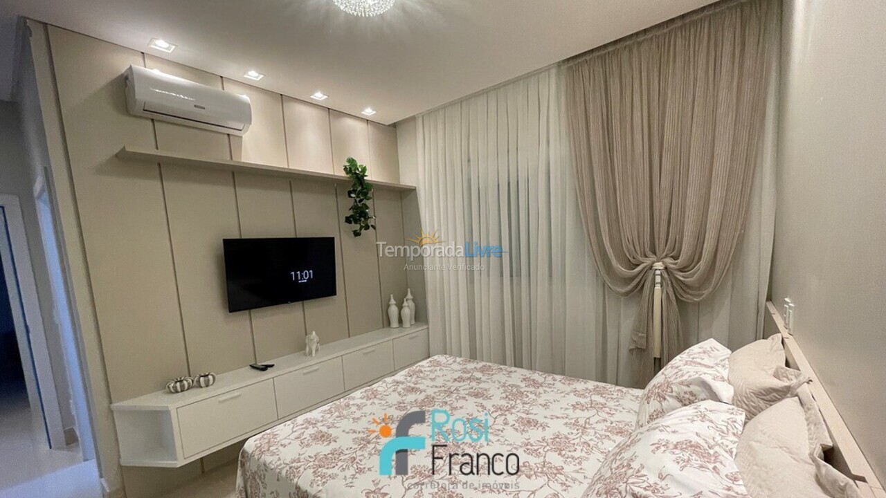 Apartamento para aluguel de temporada em Itapema (Meia Praia)