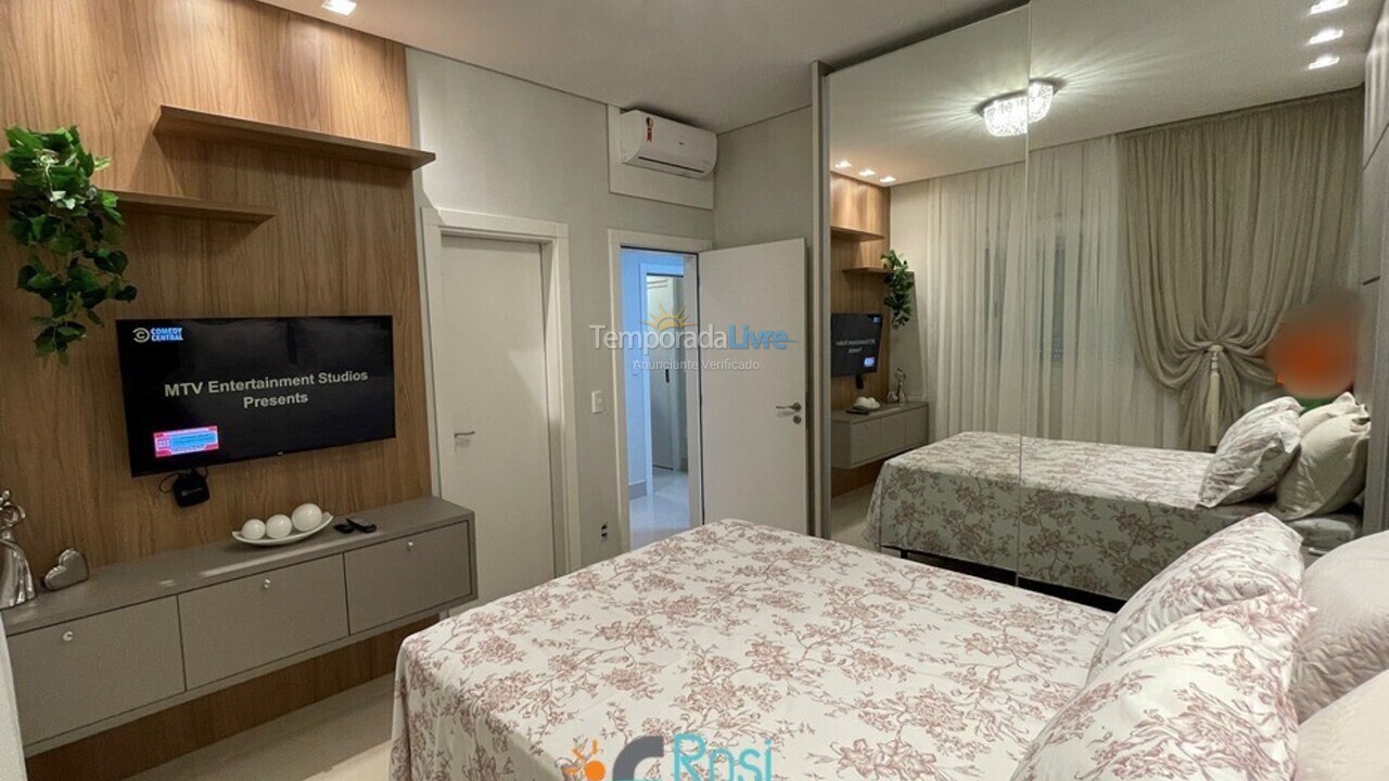 Apartamento para aluguel de temporada em Itapema (Meia Praia)