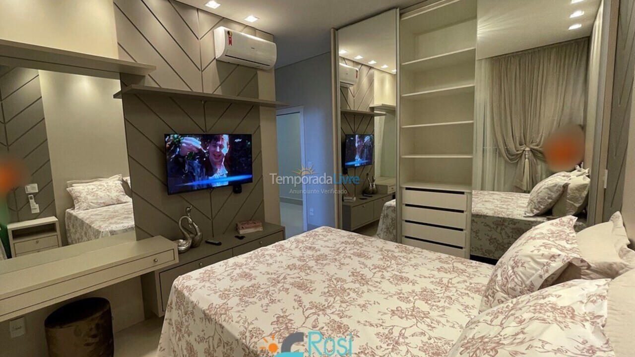 Apartamento para aluguel de temporada em Itapema (Meia Praia)