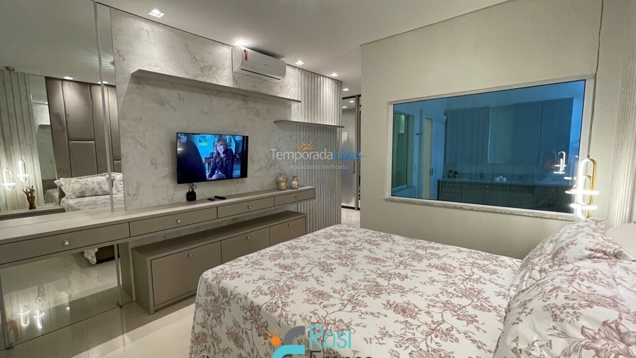 Apartamento para aluguel de temporada em Itapema (Meia Praia)