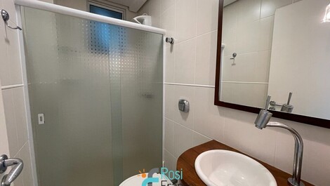 Apartamento 4 habitaciones frente al mar Meia Praia SC