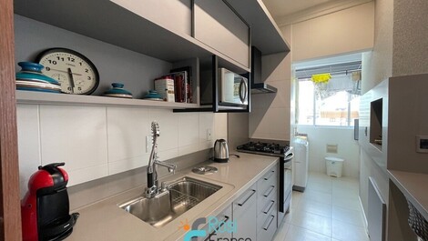 Apartamento 4 habitaciones frente al mar Meia Praia SC