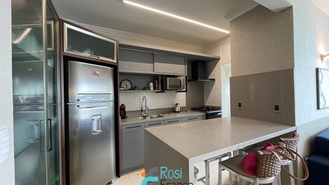 Apartamento 4 habitaciones frente al mar Meia Praia SC