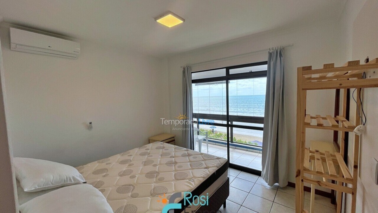 Apartamento para alquiler de vacaciones em Itapema (Meia Praia Frente Mar)