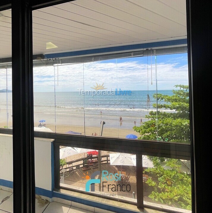 Apartamento para alquiler de vacaciones em Itapema (Meia Praia Frente Mar)