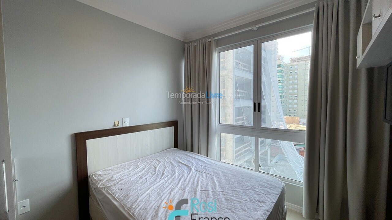 Apartamento para alquiler de vacaciones em Itapema (Meia Praia)