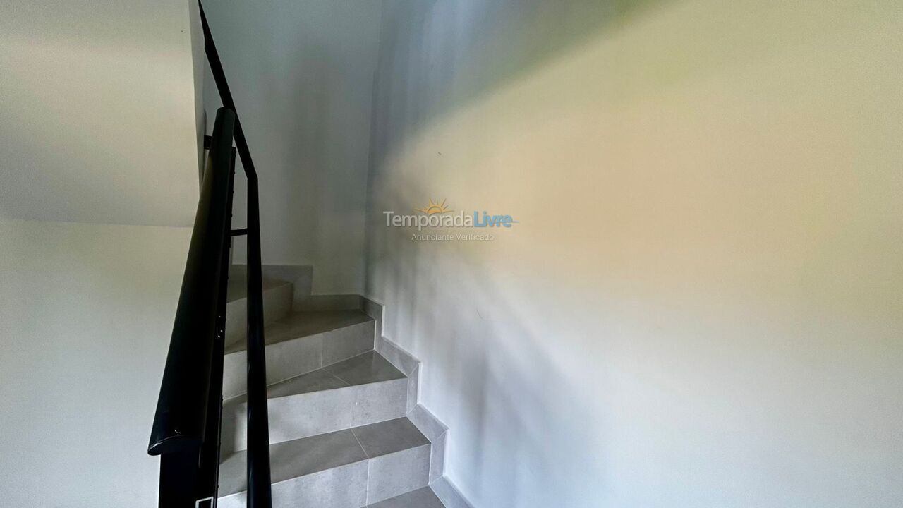 Apartment for vacation rental in Bombinhas (Praia de Bombinhas)