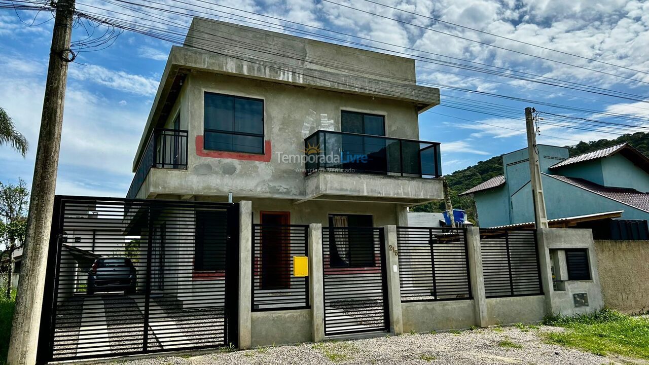 Apartment for vacation rental in Bombinhas (Praia de Bombinhas)