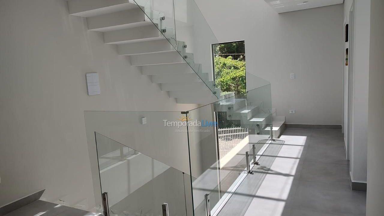 Casa para alquiler de vacaciones em Itapoá (Rosa dos Ventos)