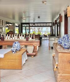 CASA SOBRE LA ARENA DE LA PLAYA DE BALEIA