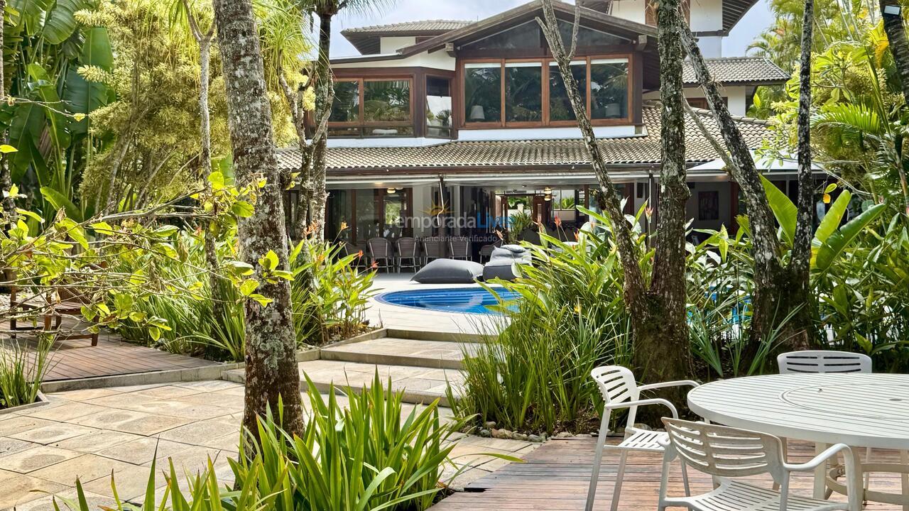 Casa para alquiler de vacaciones em São Sebastião (Praia da Baleia)