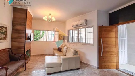 SOLEMAR- Casa Nova, Linda - 3 Dorm/Pisc/Ar cond/Qda da Praia