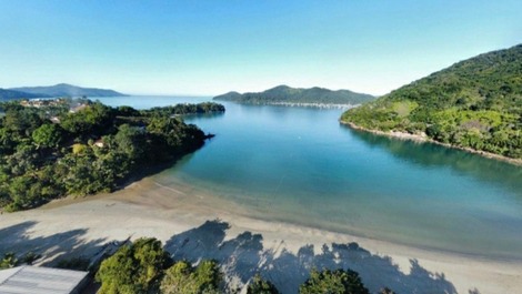 Beautiful house in Ubatuba São Paulo.