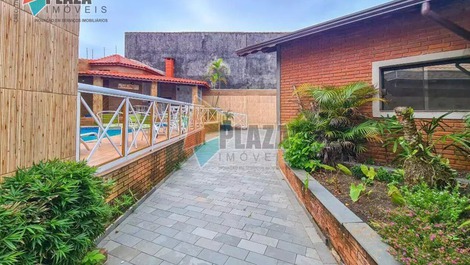 Solemar- Casa Alto Padrao 3 Suítes c/ Ar Cond/Pisc/Quadra da Praia