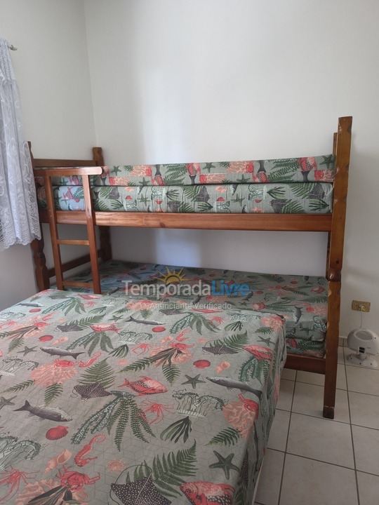 Apartamento para aluguel de temporada em Ubatuba (Praia Grande)